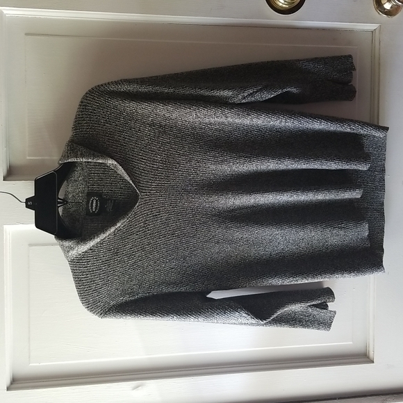 Ladies  sweater, XL - Picture 2 of 5